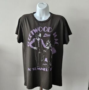 MadeWorn Fleetwood Mac Tee Like New Size Small